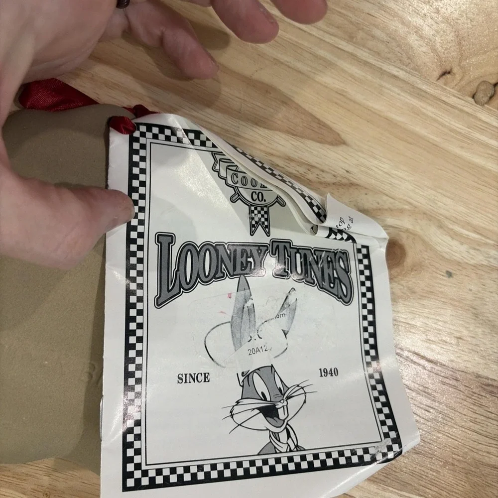 Acme Homeworks looney tunes
